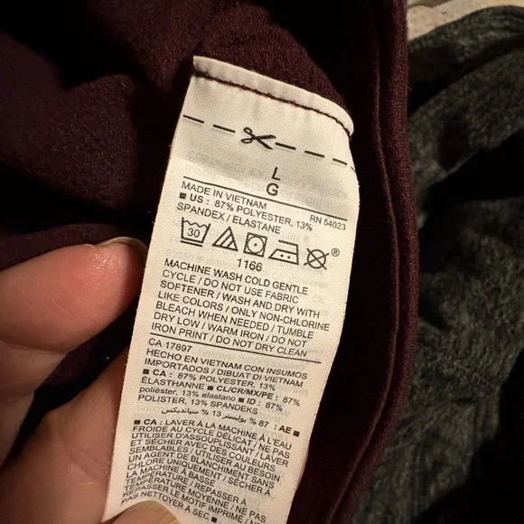 2 Old Navy Active High-Waisted CozeCore Jogger Leggings - Picture 7 of 9